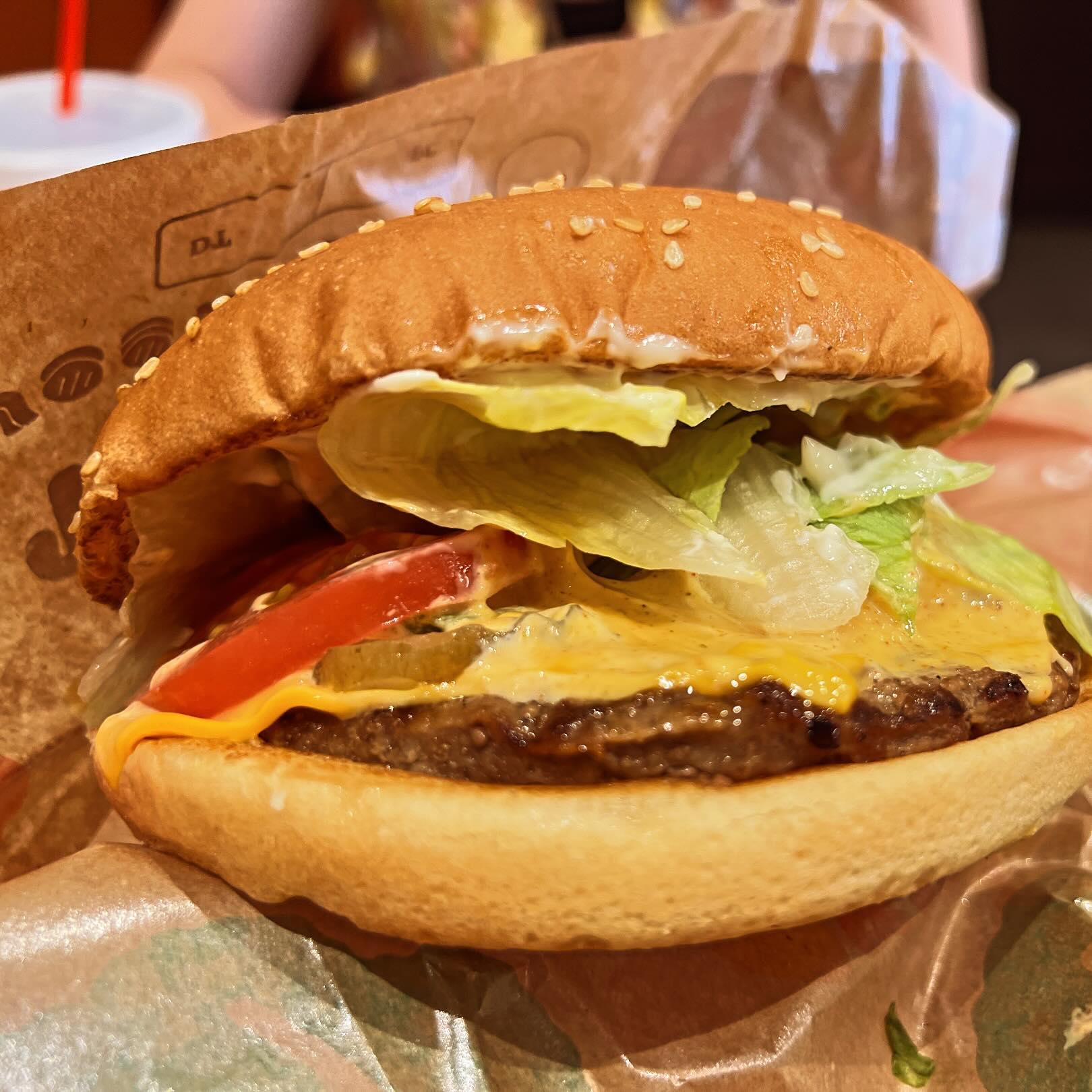 今日のお昼はハンバーガーの王様#burgerking